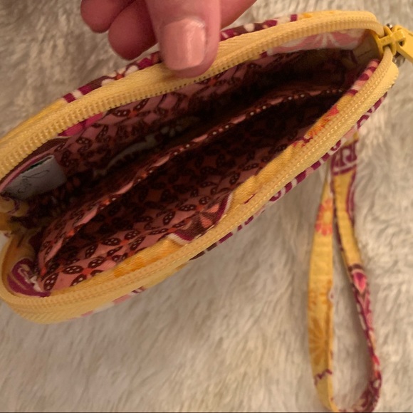 Vera Bradley wristlet - Picture 2 of 2